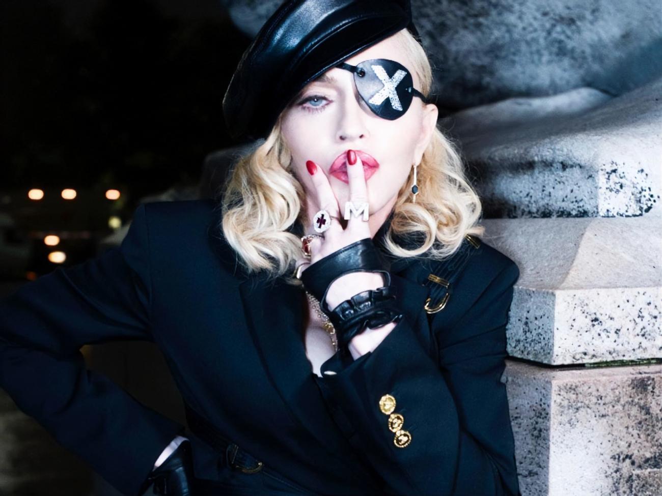 Мадонна: Мадам Ікс несе на собі весь тягар світу