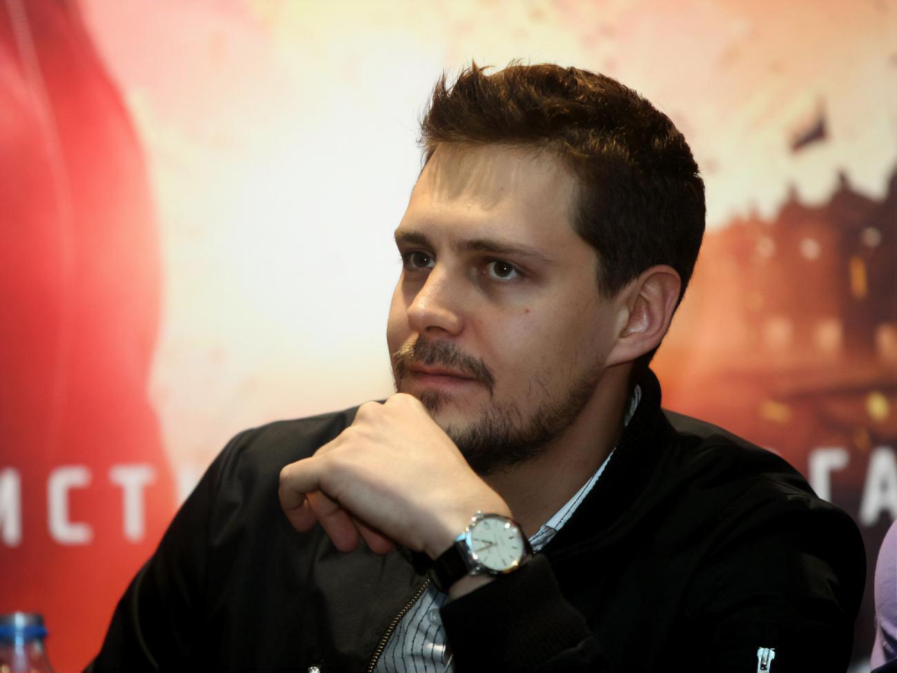 Запрет на въезд в Украину, вероятно, связан с тем, что Бикович посещал оккупированный Крым