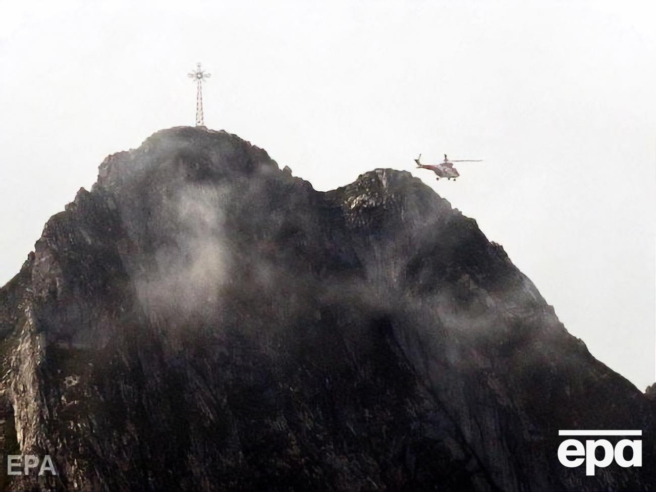 Заблудившихся туристов искали с вертолетов