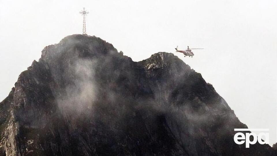 Туристів, що заблукали, шукали з вертольотів