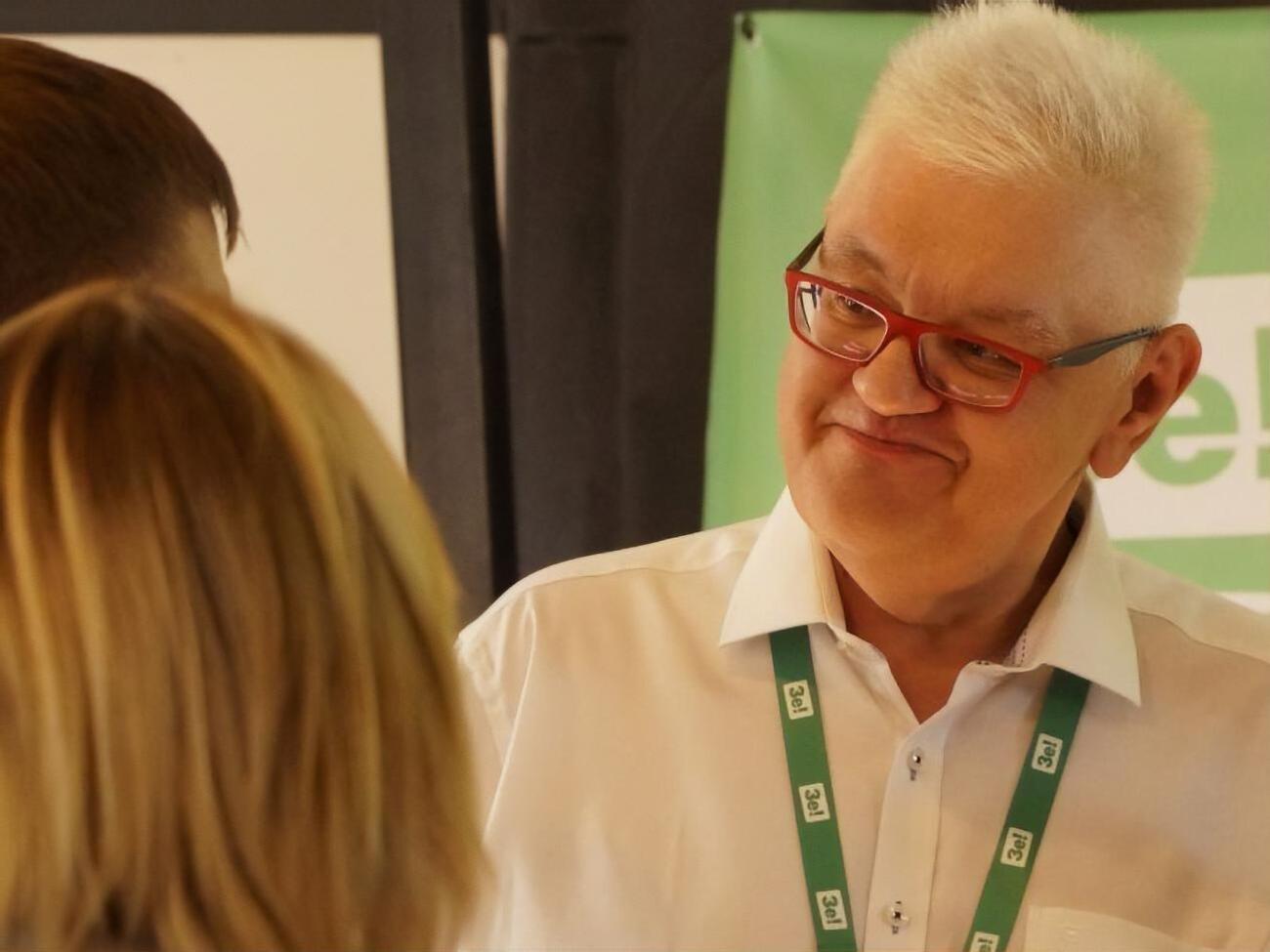 Сергей Сивохо:&nbsp;Теперь можно подумать и о награждении передовиков производства! Сейчас активно занимаюсь этим вопросом