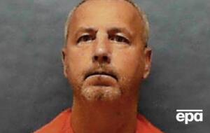 Боулз перед смертю просив вибачення в сімей своїх жертв та у своєї матері