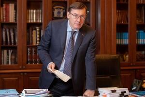 Луценко обещал уйти в отставку после избрания нового спикера Рады