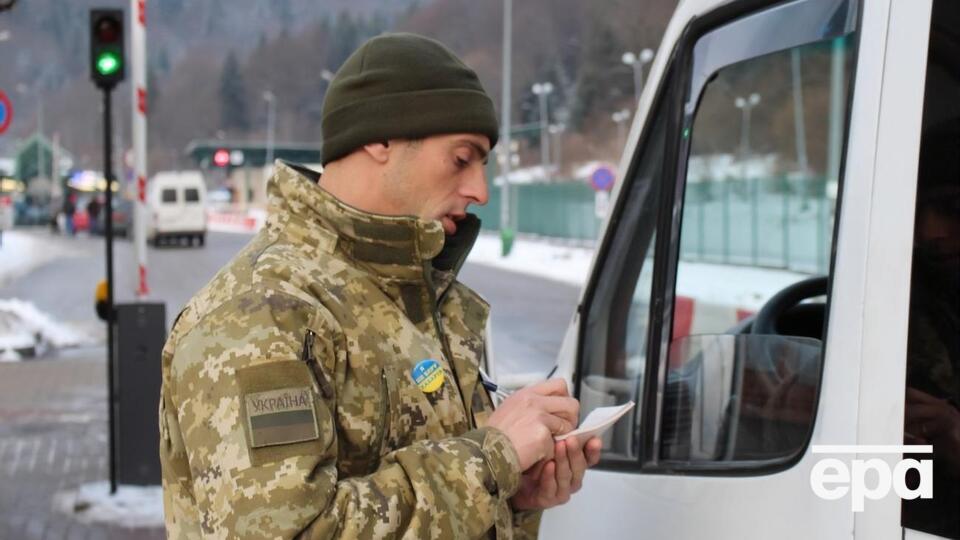 Границу Украины россияне пересекают в семь раз реже, чем до войны на Донбассе
