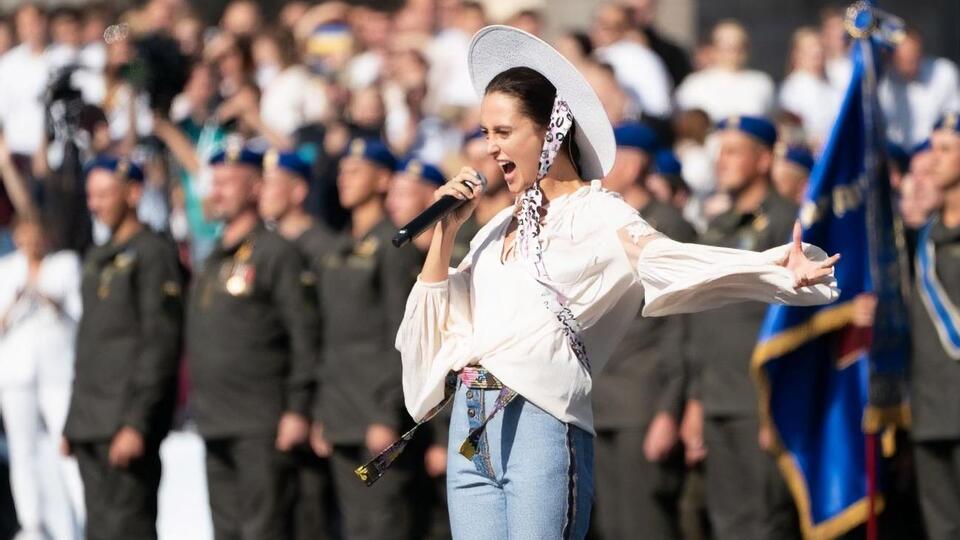 Алина Паш стала одной из исполнительниц