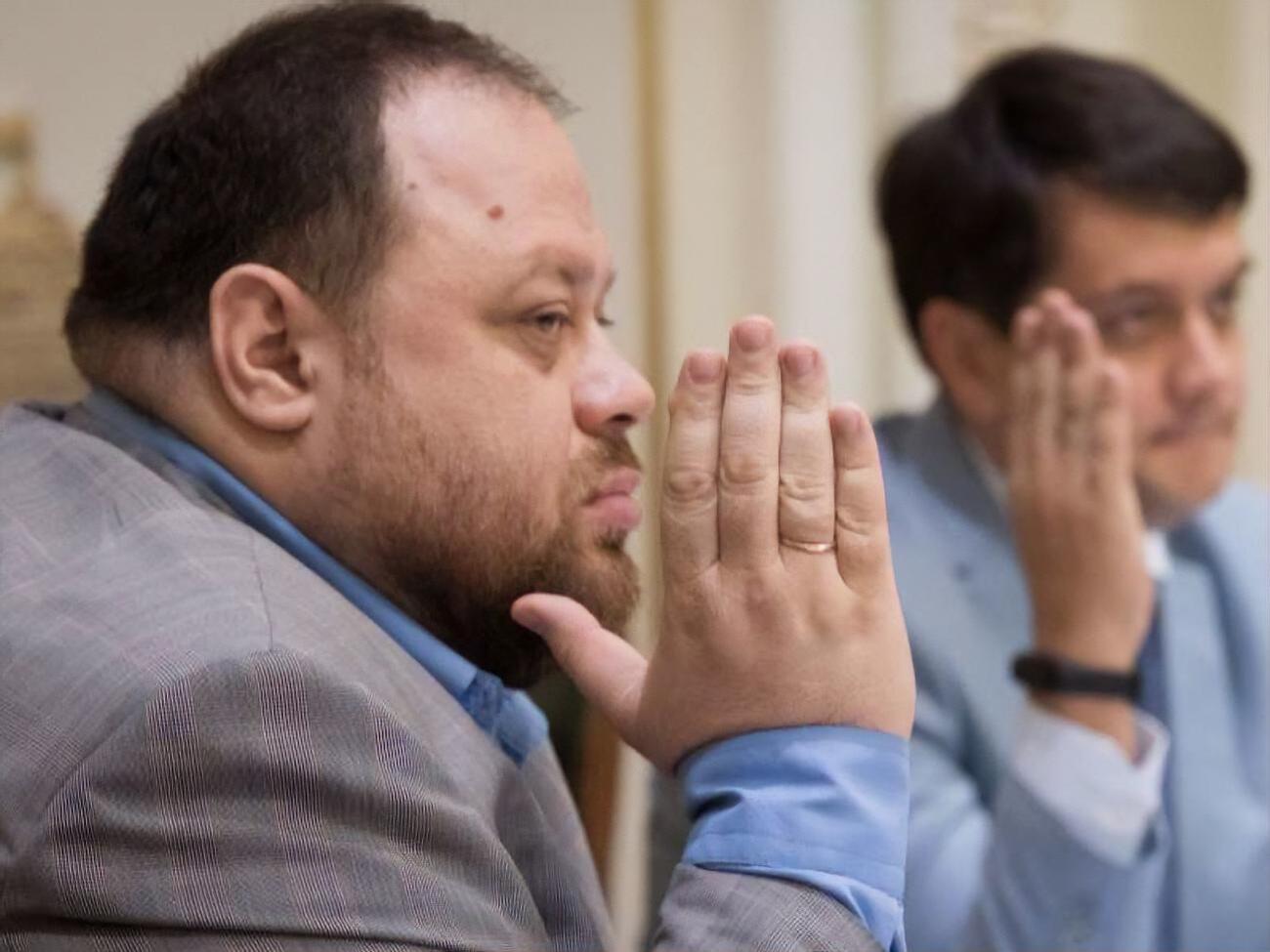 Підготовча група затвердила схему розміщення народних депутатів у сесійній залі. Інфографіка