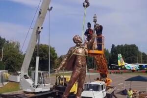 Общая высота памятника с постаментом составит 7,2 метра