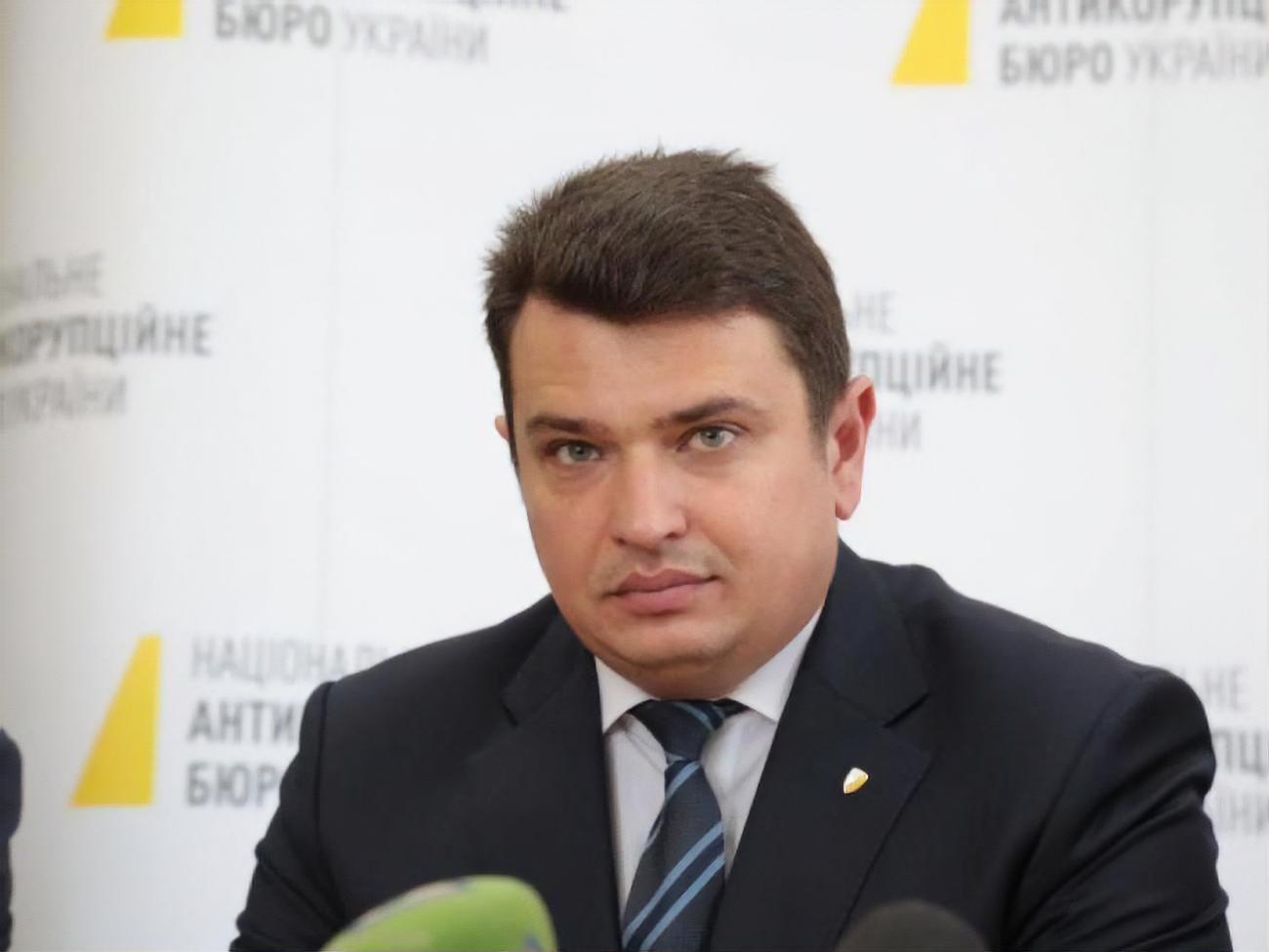 Ситник заявив, що судді залежать від факторів, які їх оточують