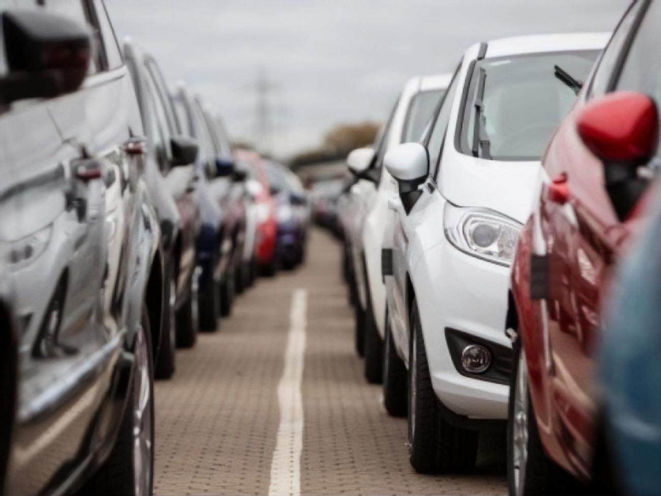 В Украине завершился льготный период для растаможки "евроблях"