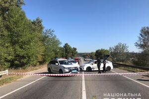 Движение в районе обрушившегося моста перекрыто