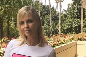 Терон: Мы не хотим уезжать