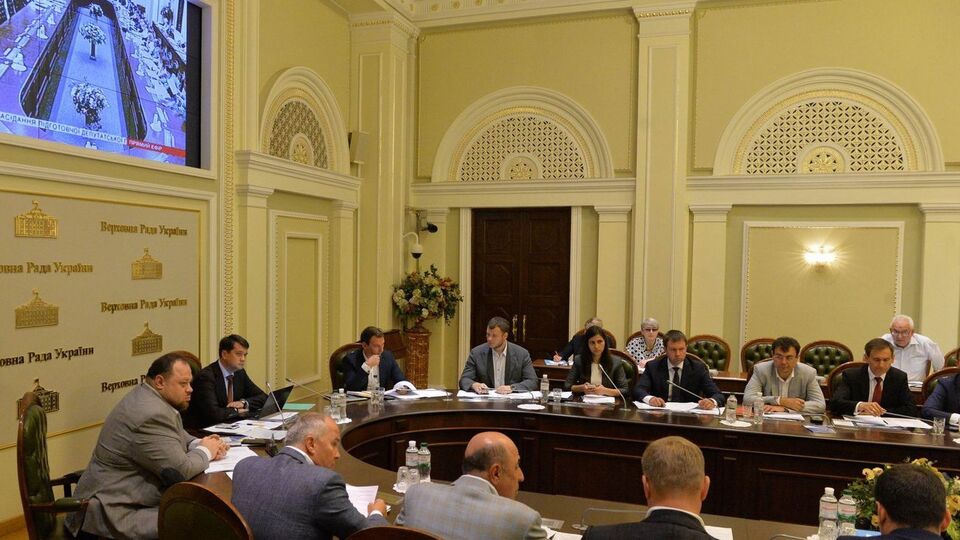 Підготовча група ще не до кінця визначилася із представництвом фракцій у комітетах