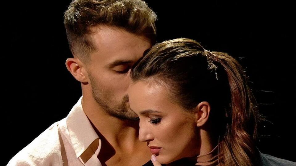 Різатдінова і Прохоров танцювали під пісню The Hardkiss