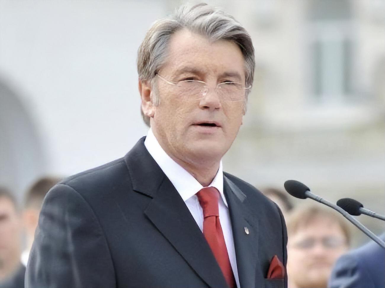 ГПУ підозрює Ющенка у розтраті 540 млн грн під час виведення з держвласності резиденції "Межигір'я"