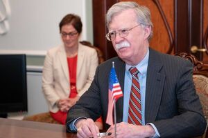 Болтон: У Зеленського і Трампа буде шанс поговорити, хоча не знаю, якою тривалою буде зустріч
