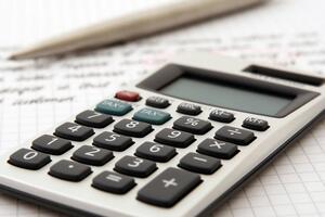 В последние годы в украинской системе налогообложения прослеживается тенденция к увеличению доли косвенных налогов, отметил Гмырин