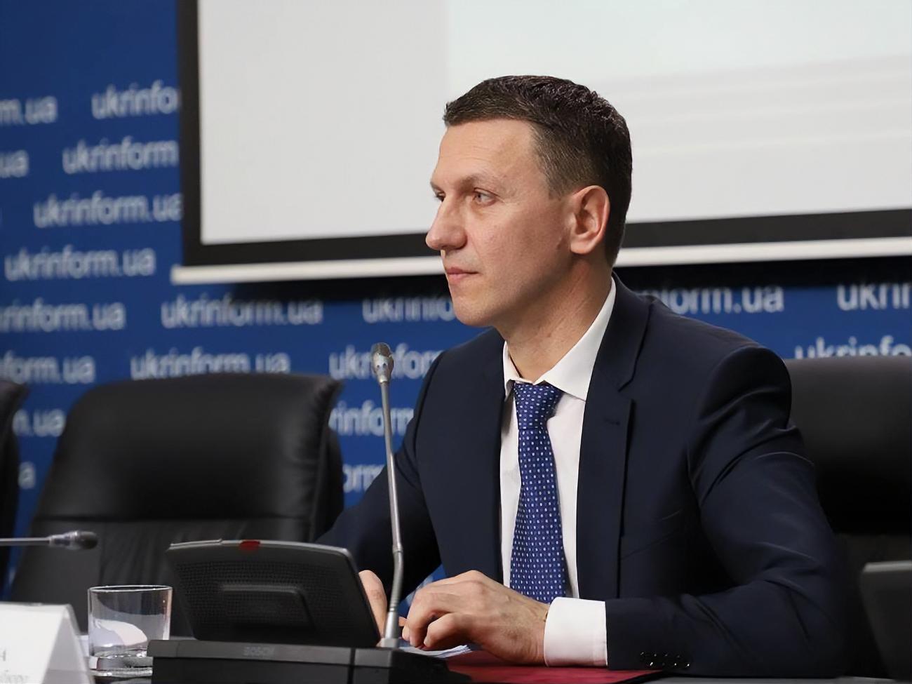 Труба отметил, что использование сенсорной кнопки не предусмотрено законом о регламенте Рады