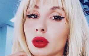 Loboda: Живи спокойно, страна, я у тебя всего одна