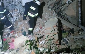 До рятувальних робіт залучено всі екстрені служби