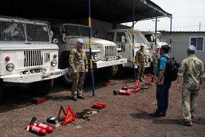 Инспекторы ООН проверили работоспособность автомобильной техники, вооружений, систем связи и навигации, медоборудования