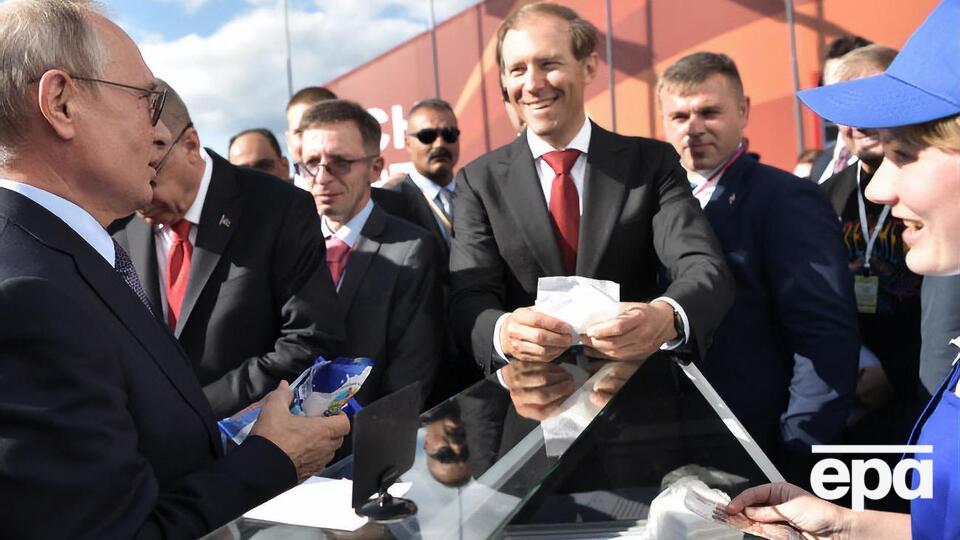 Оба раза за прилавком стояла одна и та же женщина