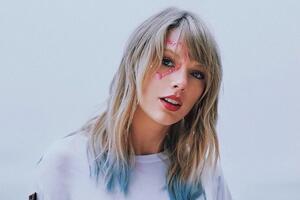 Свифт в рейтинге обошла Бейонсе и Рианну