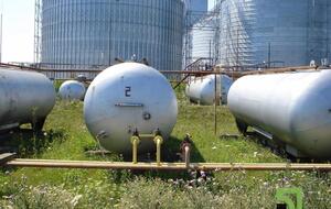 Общая начальная стоимость нефтебаз составляла 9,4 млн грн