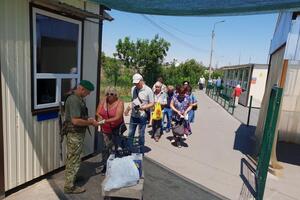 КПВВ "Майорське" знову працює