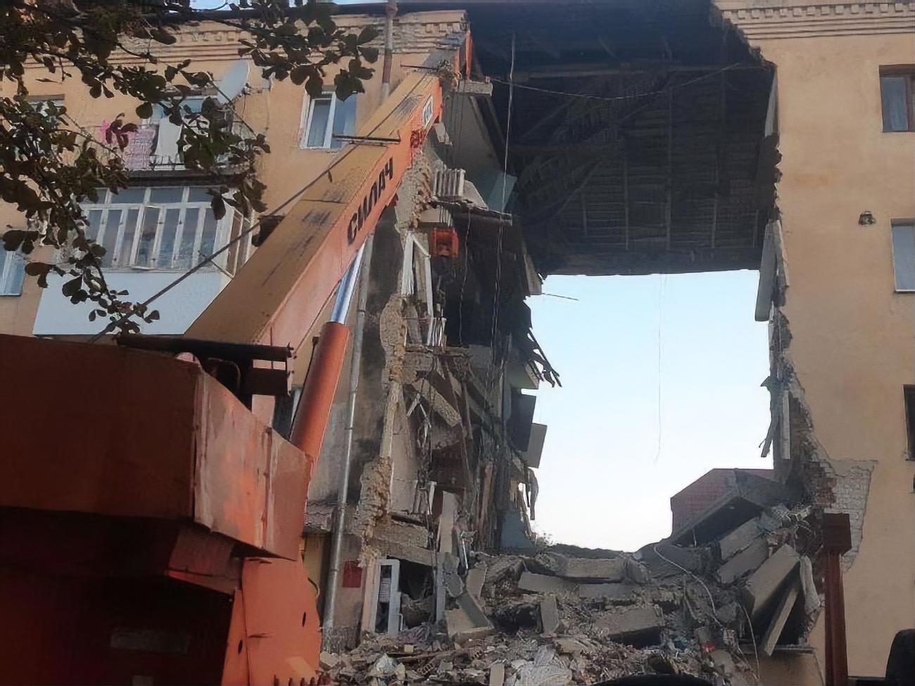 Частину чотириповерхового будинку у Дрогобичі зруйновано
