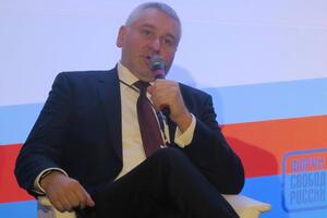 Фейгін: Із бюрократичного погляду не можна зробити так, щоб в один момент відчинили камеру і людина поїхала. На оформлення документів потрібен час