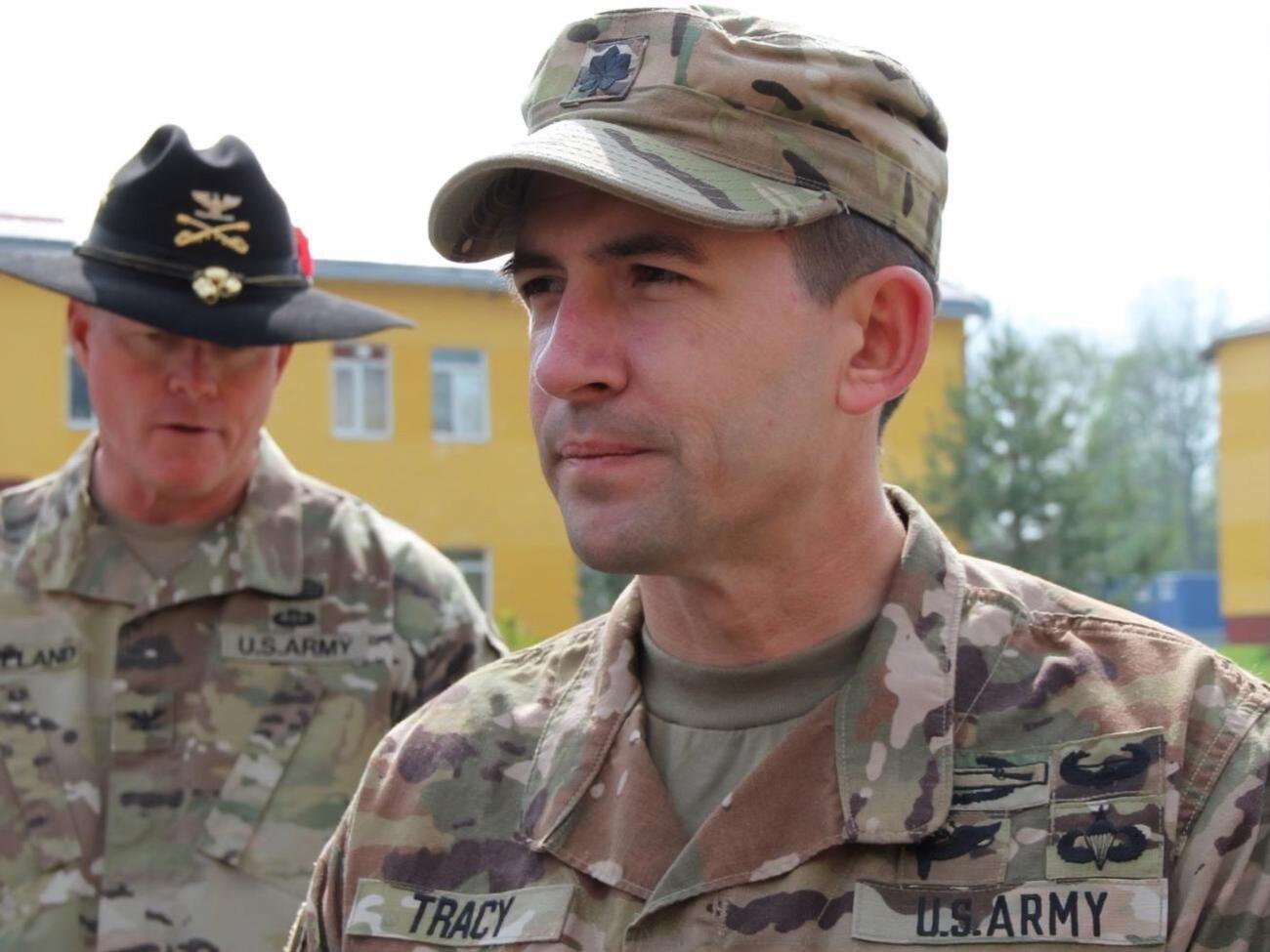 Підполковник Трейсі командує підготовкою українських військовослужбовців у Яворові