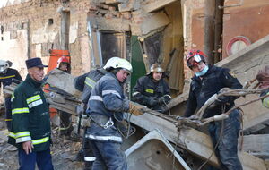 Із-під завалів дістали тіла восьми загиблих