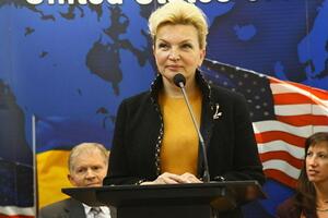 27 серпня Богатирьову затримали в аеропорту "Київ"