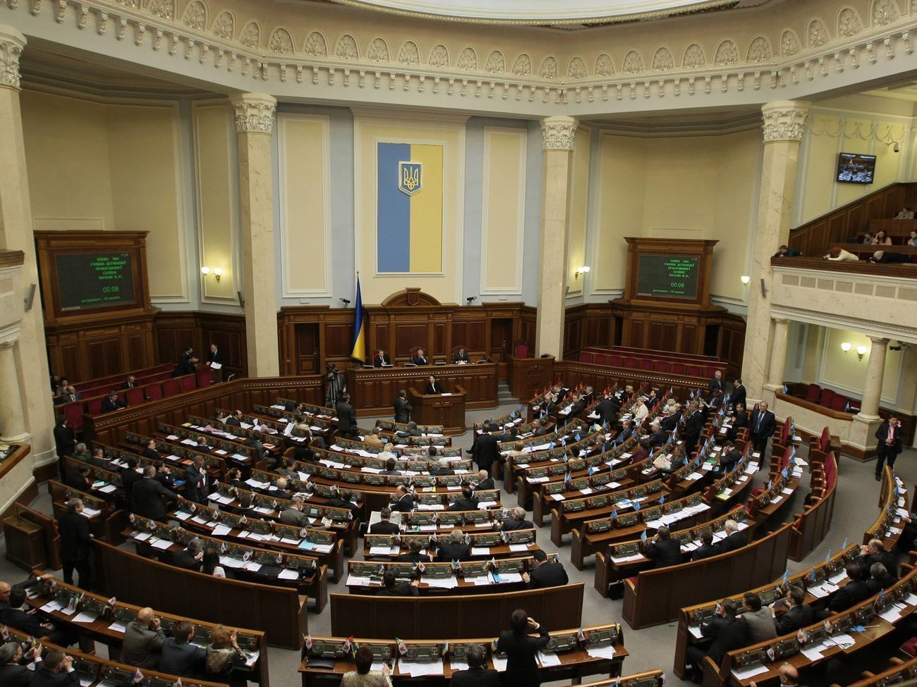 Сегодня проходит первое заседание Верховной Рады нового созыва