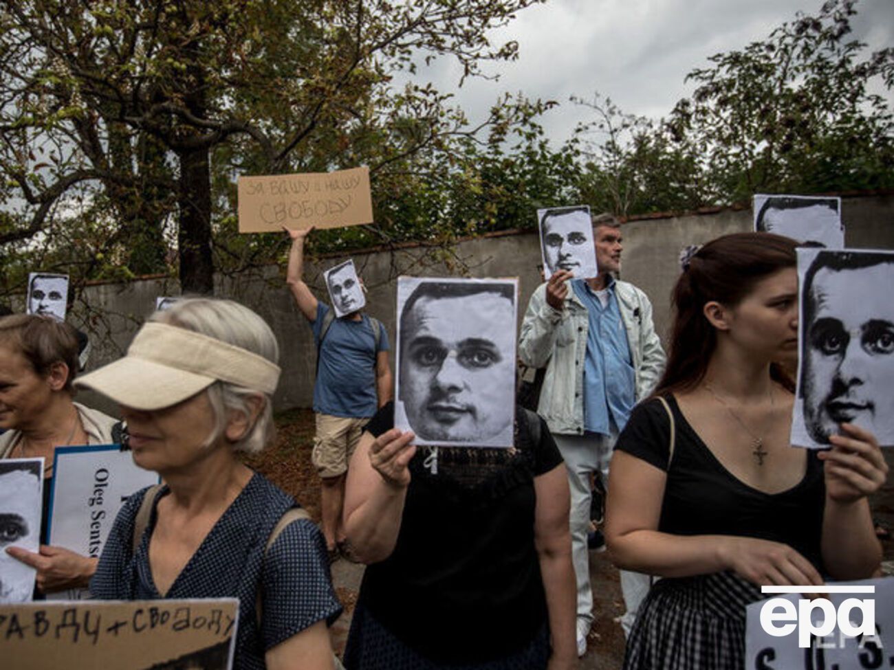 Сенцов відмовився писати звернення на ім'я Путіна