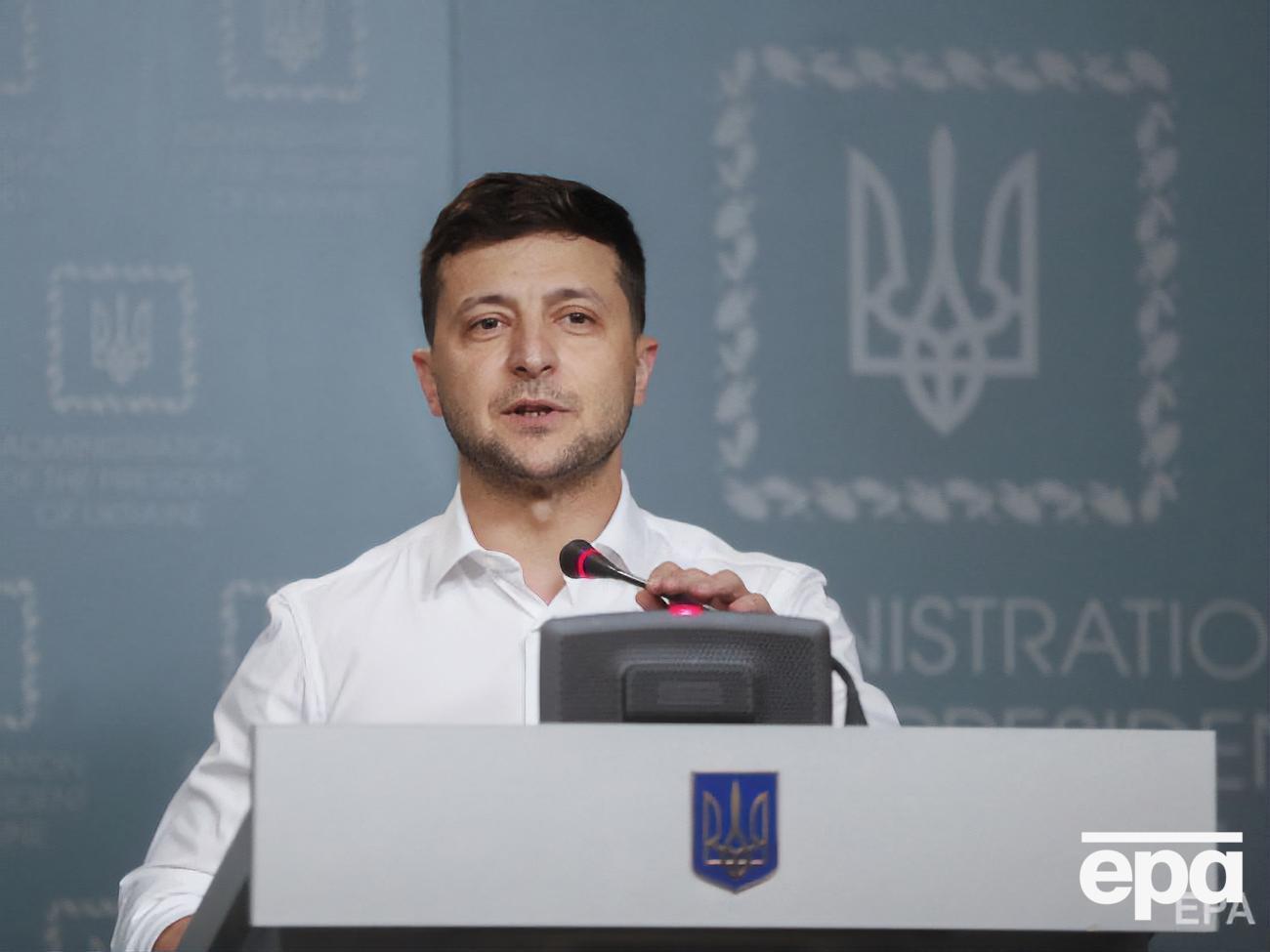 Зеленський: У нас дуже багато законопроєктів, і ми хочемо, щоб майбутні нардепи від "Слуги народу" розуміли, що на них лежить така серйозна відповідальність