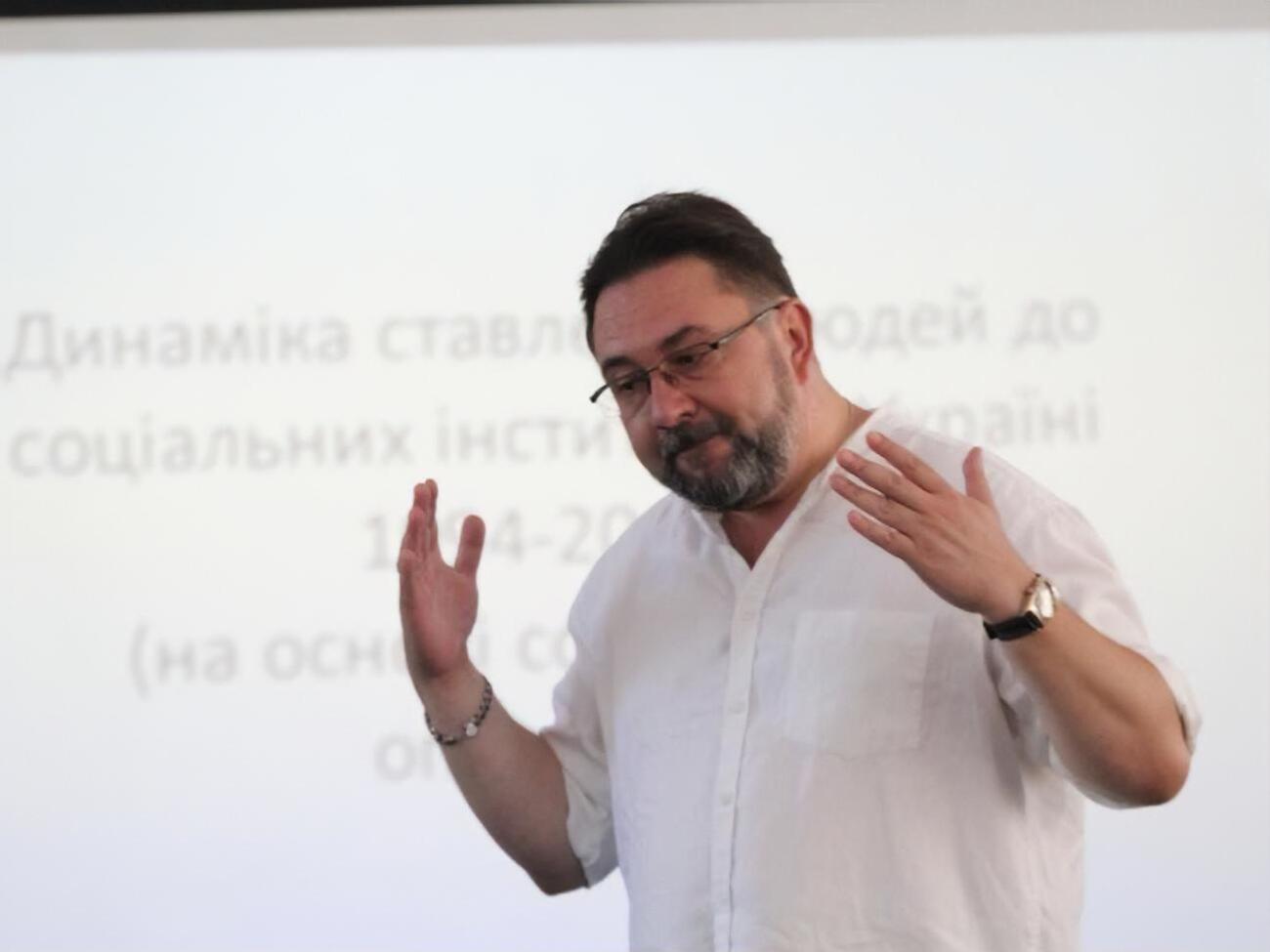 Потураєв: Ми повинні створювати умови для розвитку корінних народів. Окрім українців, це киримли. Решта &ndash; національні меншини