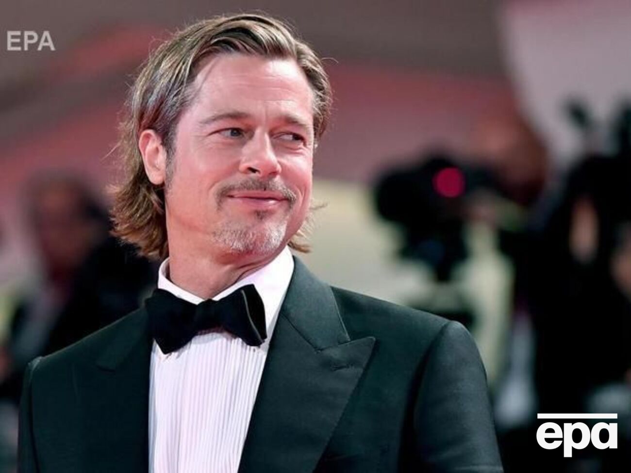 Питт представил фильм "К звездам"