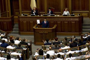 Гончарук выступил против госрегулирования цен на энергоносители