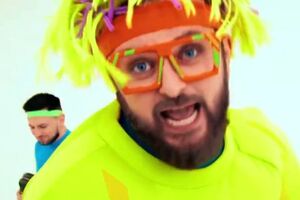 Михаил Хома: Люди, если хотите быть богатыми, пойте мою новую песню