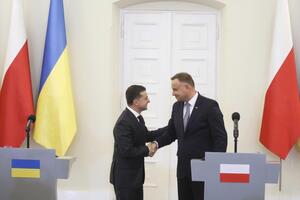 Дуда пообіцяв Зеленському вирішити проблему транспортних ліцензій, які необхідні українським перевізникам