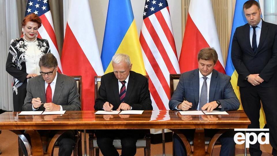 Церемонія підписання угоди відбулася у Варшаві