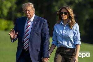 Трамп: Мелания и я молимся за всех тех, кто пострадал в этом неописуемом акте зла