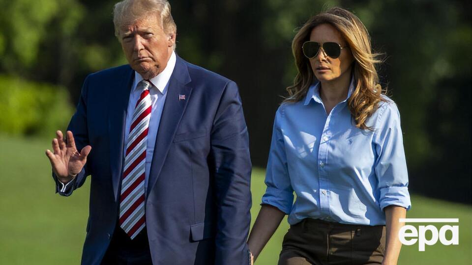 Трамп: Мелания и я молимся за всех тех, кто пострадал в этом неописуемом акте зла