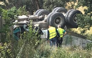 Водитель получил тяжелые травмы