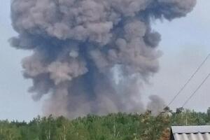 5 августа на территории воинской части в Красноярском крае РФ вспыхнул пожар в хранилище пороховых зарядов к артиллерийским боеприпасам