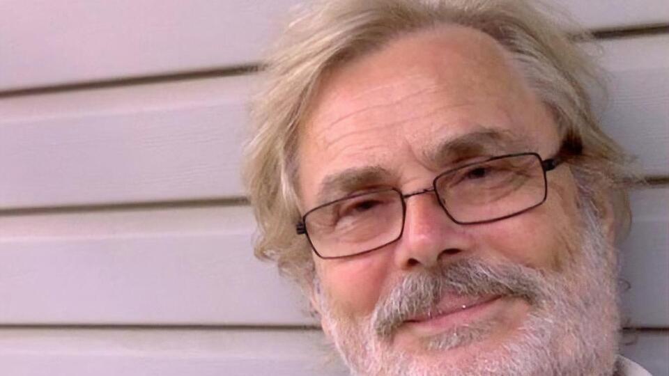 Березин был руководителем ансамбля "Пламя"