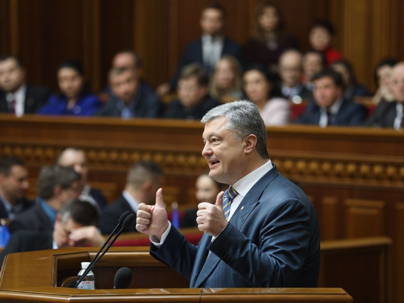 За даними журналістів, відпочинок коштував Порошенку 14 млн грн, він сказав, що оплатив його сам