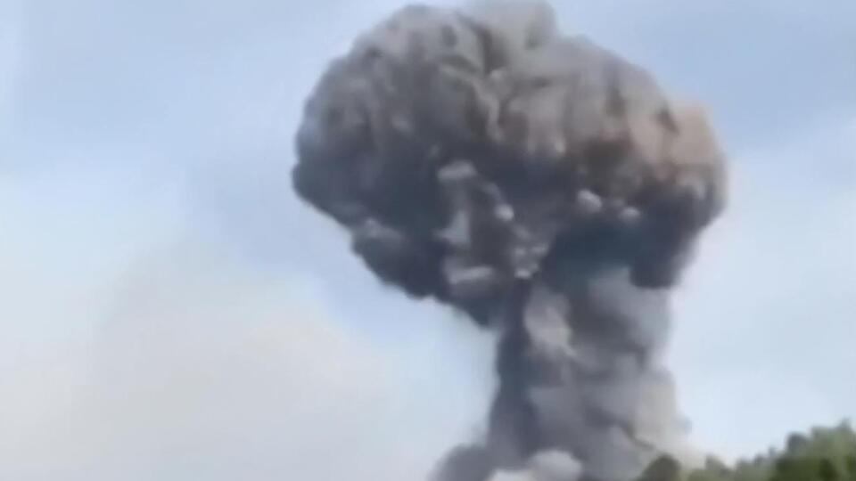 Взрывы на складах начались 5 августа