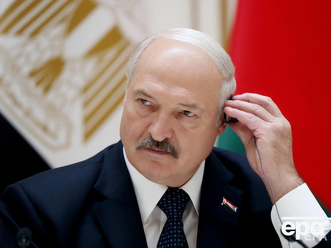 Лукашенко переносить вибори до парламенту майже на дев'ять місяців уперед, скорочуючи час роботи нинішніх депутатів